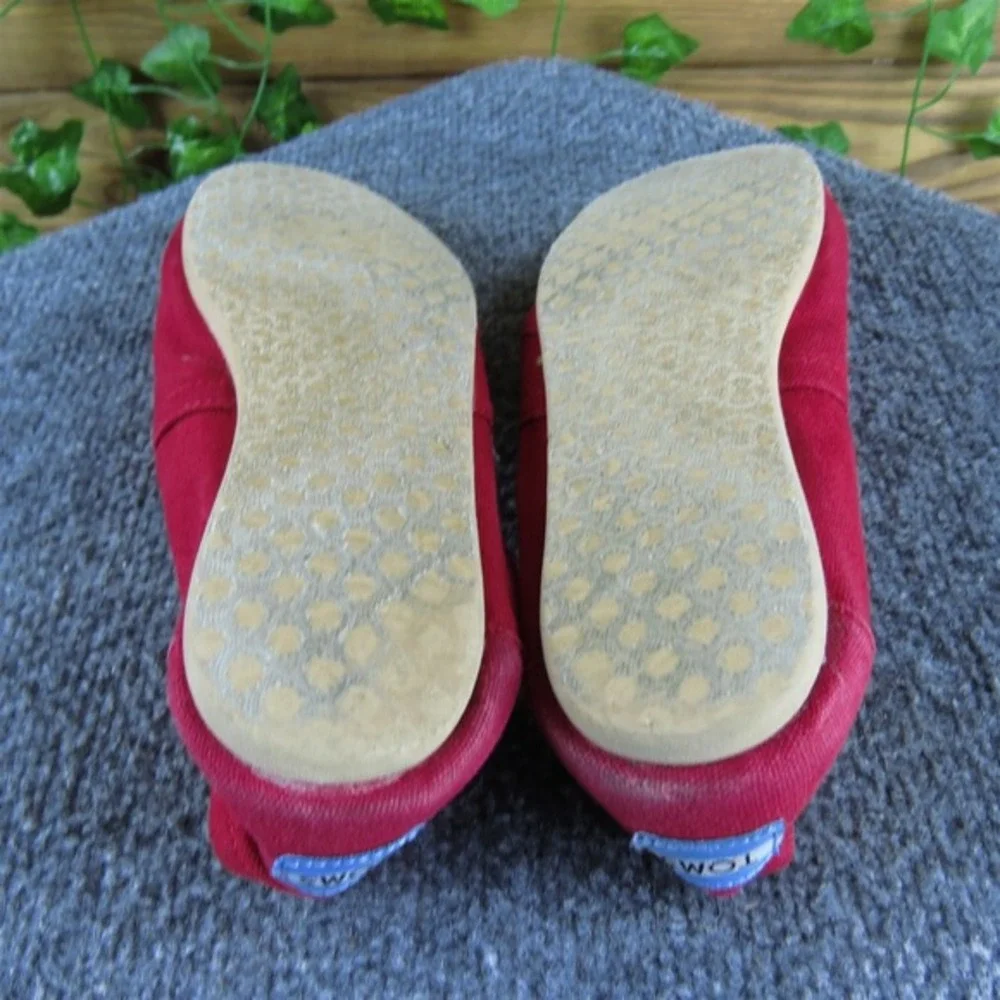 TOMS Women Classic Loafer Red Fabric Sz 8.5 Medium  Used 2025‎